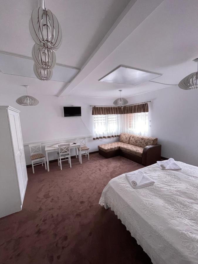 Apartelim Mînăstirea Humorului Exterior foto